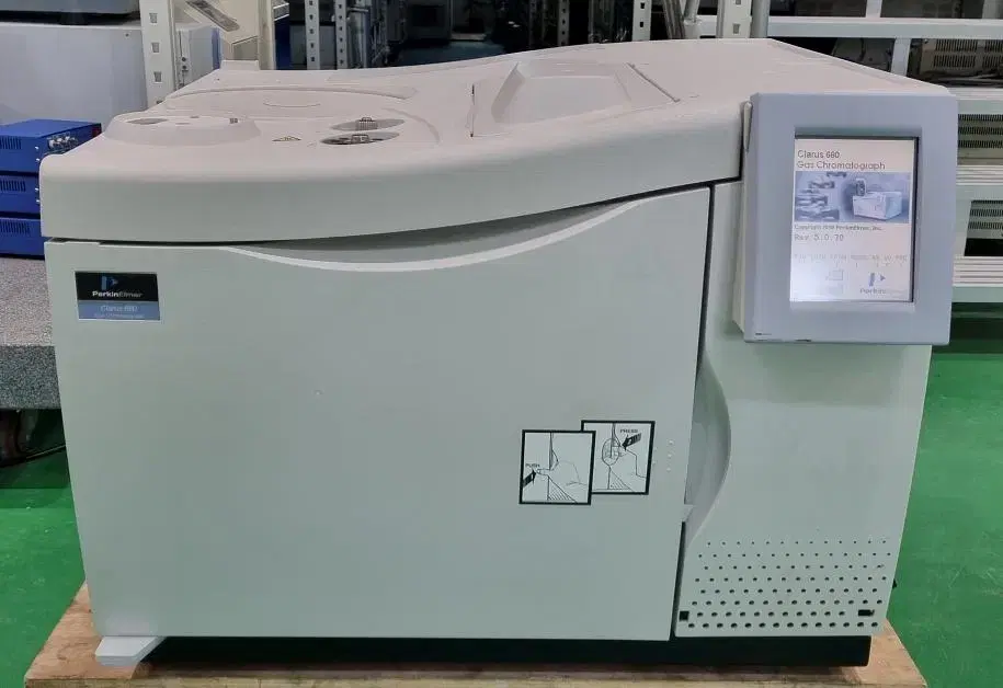 PerkinElmer Clarus 680 Gas Chromatograph